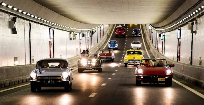 protestrit oldtimers tegen milieuzones