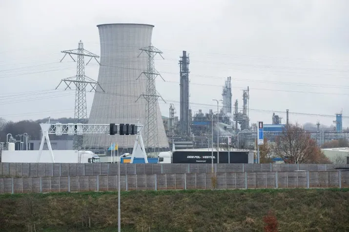 provincie limburg gaat voor veiliger chemelot