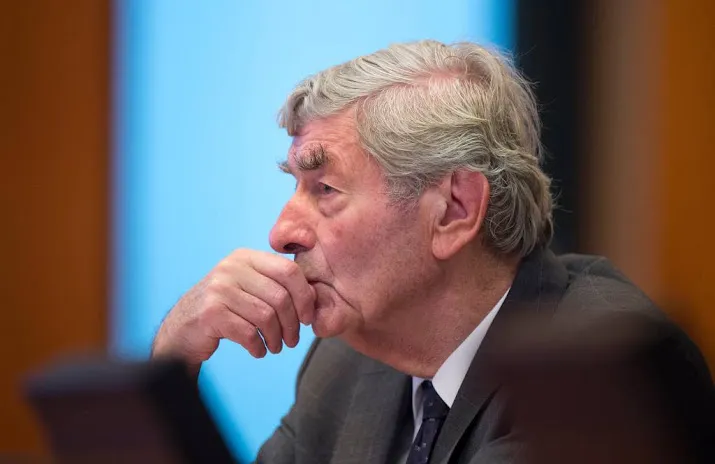 publiek neemt maandag afscheid van lubbers