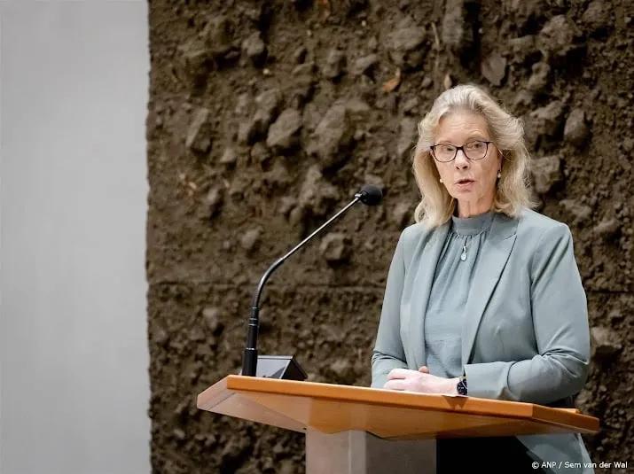 pvv steunt extra stikstofmiljarden niet nu