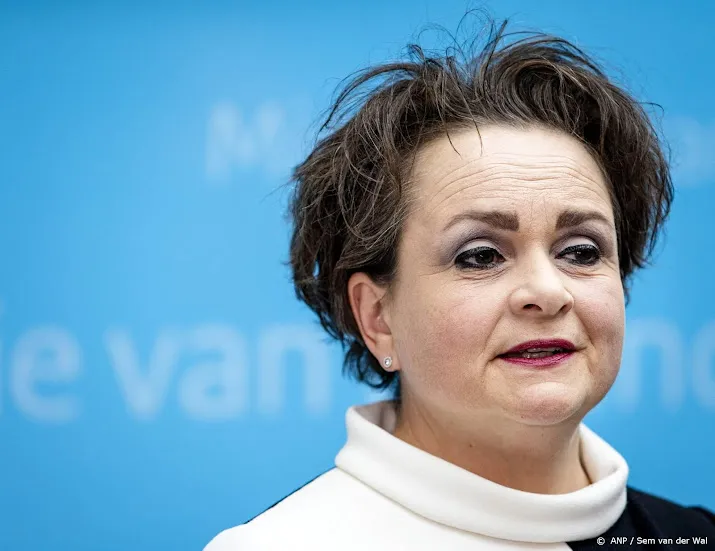 pwc paste passage over topambtenaar aan in toeslagenrapport