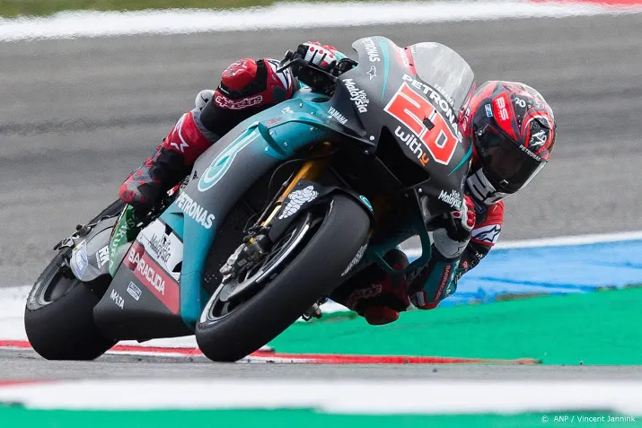 quartararo flitst over tt circuit