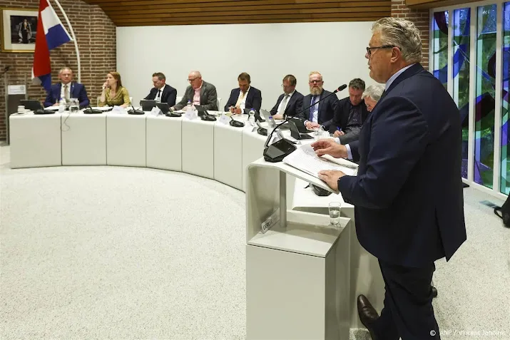 raad staphorst we laten ons niet van buitenaf zeggen hoe het moet