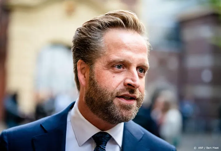 raad van state dwangsom voor vws als wob besluit uitblijft