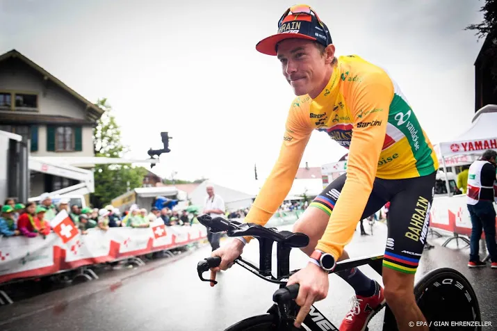 raadsels rond vertrek dennis uit tour