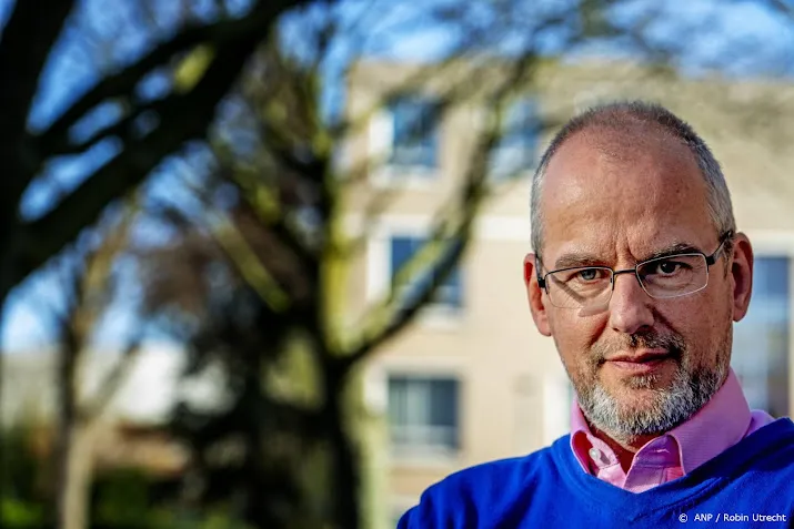 raadslid den haag dinsdag voor rechter om antisemitische tweets