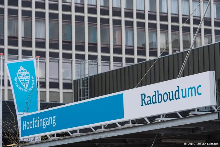 radboudumc mag medisch specialist niet ontslaan