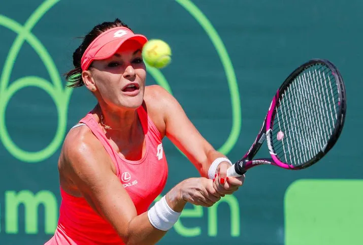 radwanska stuurt halep naar huis