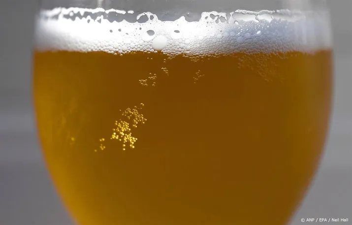 rapport wereldwijde bierproductie licht gedaald in 2023
