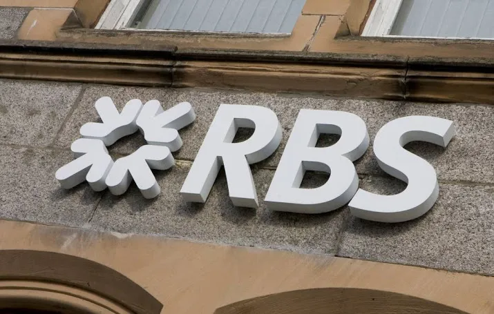 rbs geeft voor eerst sinds redding dividend
