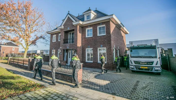 rechtbank laat martien r niet vrij