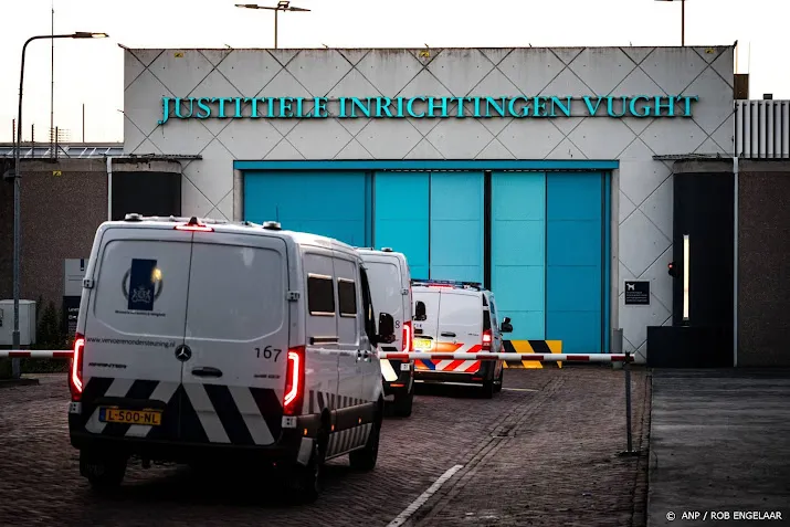 rechtbank politie mocht spullen advocaat taghi in beslag nemen