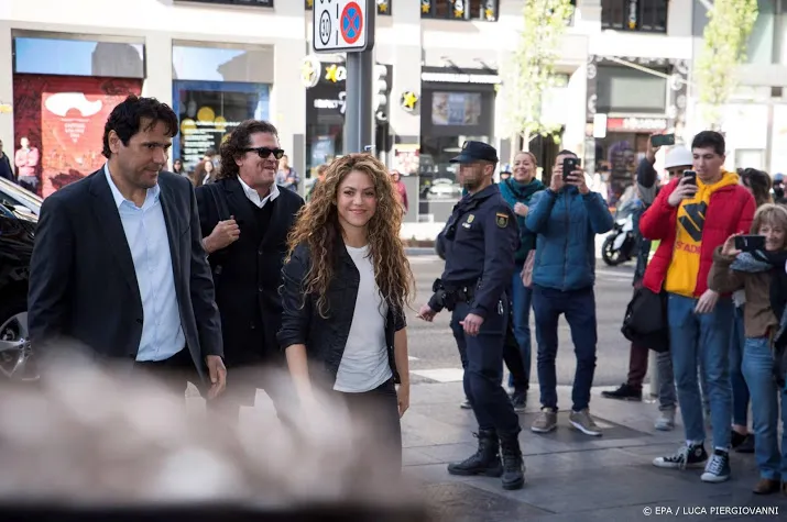 rechtbank spreekt shakira vrij van plagiaat