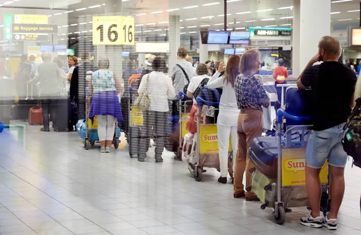 rechter beveiligers op schiphol mogen staken