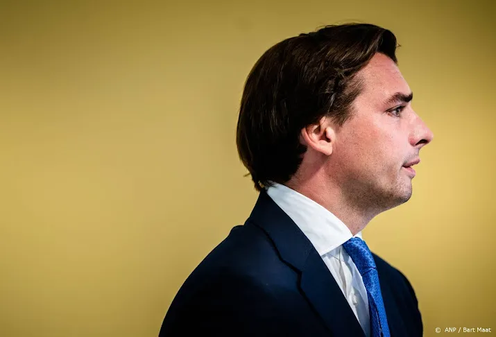 rechter doet om 17 15 uur uitspraak in kort geding tegen baudet