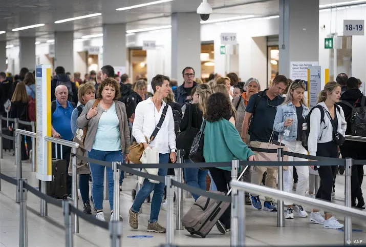 rechter doet uitspraak in kort geding tegen krimp schiphol
