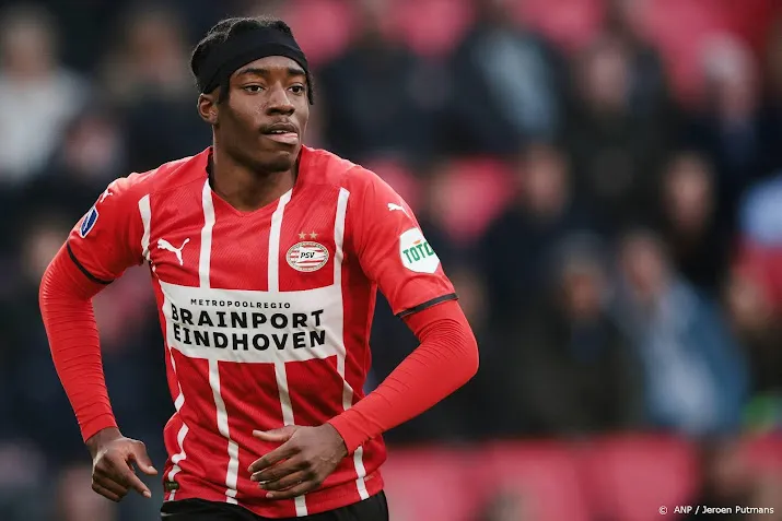 rechtszaak voetballer madueke achter gesloten deuren