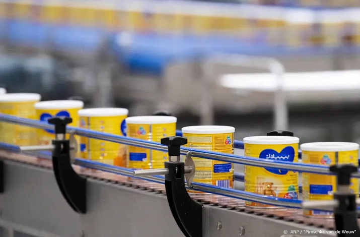 reckitt benckiser schrijft miljarden af op babyvoedingmaker