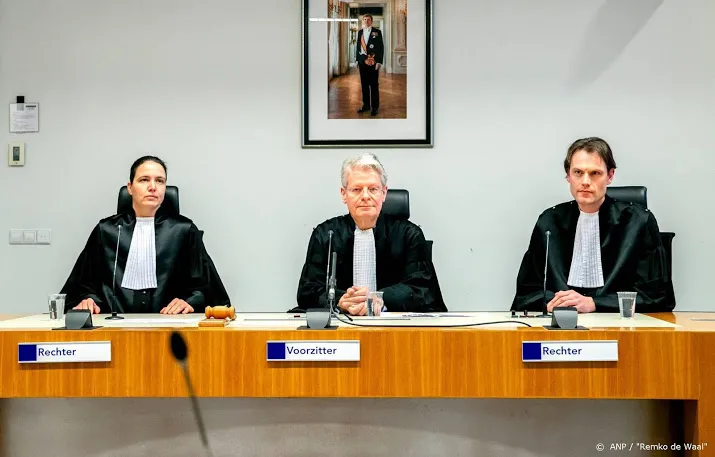 reconstructie t schoot passagiers gericht neer