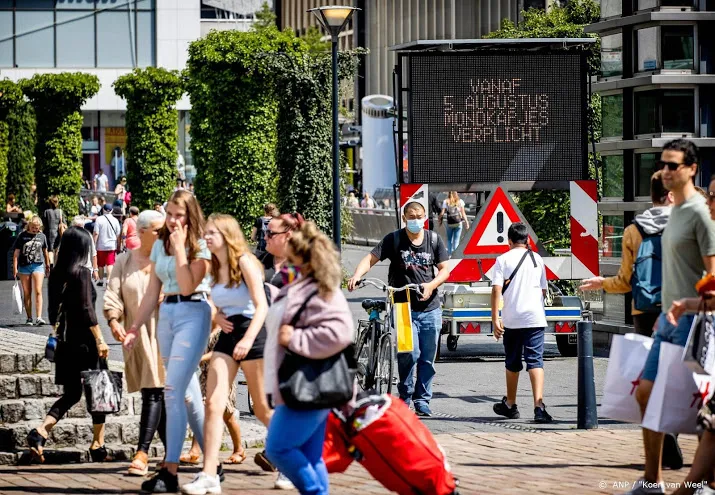 recordaantal nieuwe coronagevallen in amsterdam