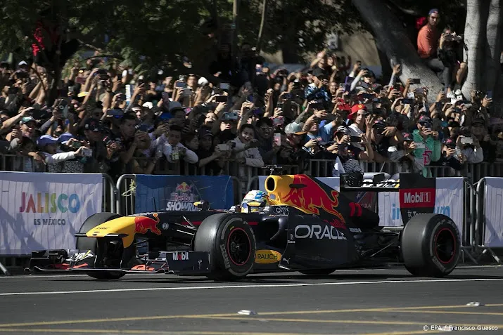 red bull gaat tekst en uitleg geven over budgetoverschrijding