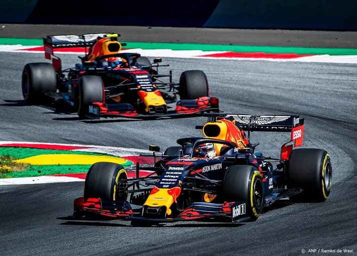 red bull maakt indruk in eerste training