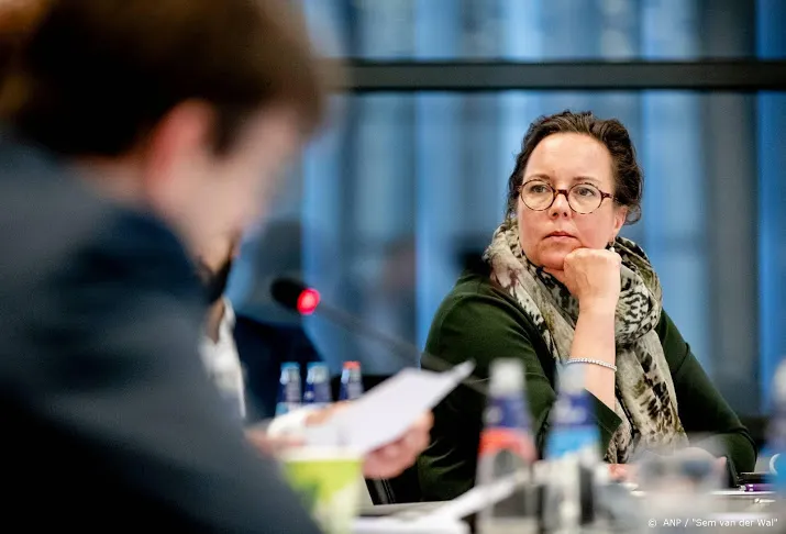 regeling zelfstandigen uitgebreid met grenswerkers en aowers