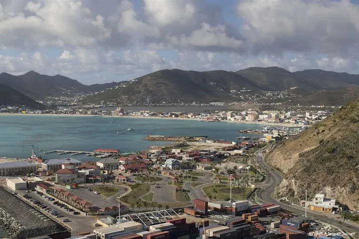 regering sint maarten verliest meerderheid na 17 dagen