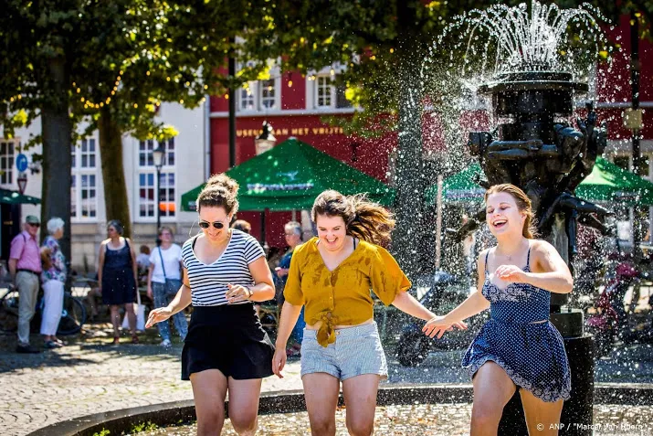 regionale superhittegolf een feit in noord limburg