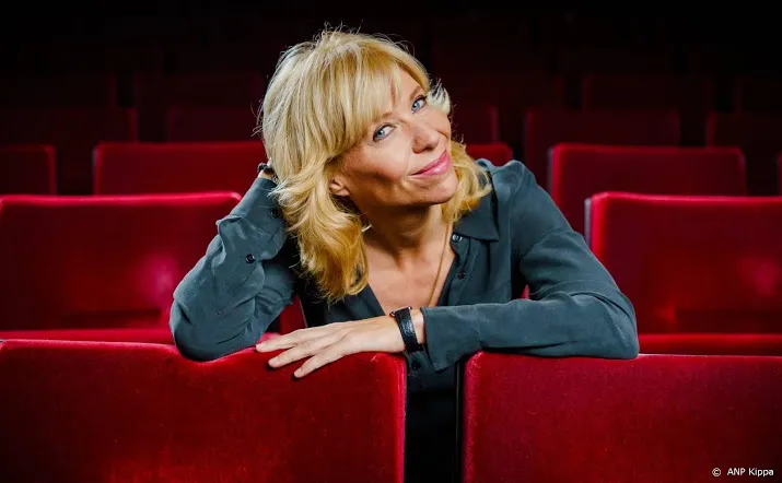 regisseur jochem myjer docu werkt aan film over claudia de breij