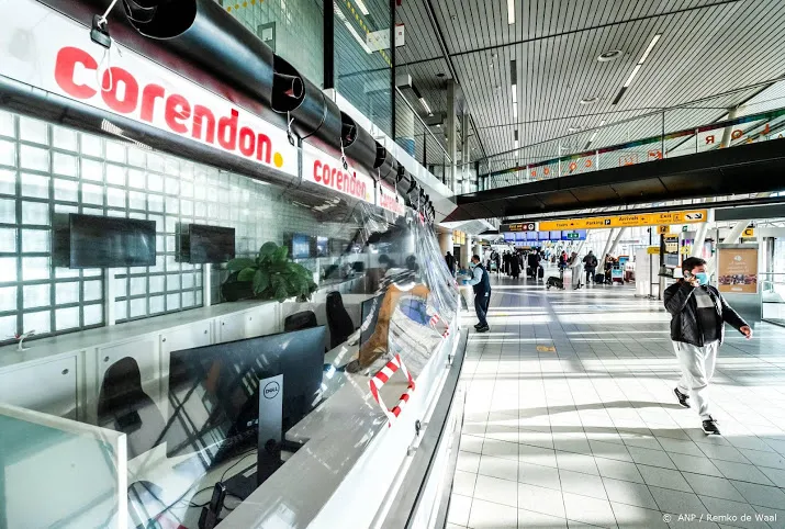 reisorganisaties schrappen voorlopig alle vakantievluchten