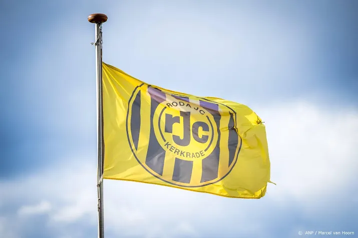 rellen mvv roda agenten en stewards gewond tien aanhoudingen