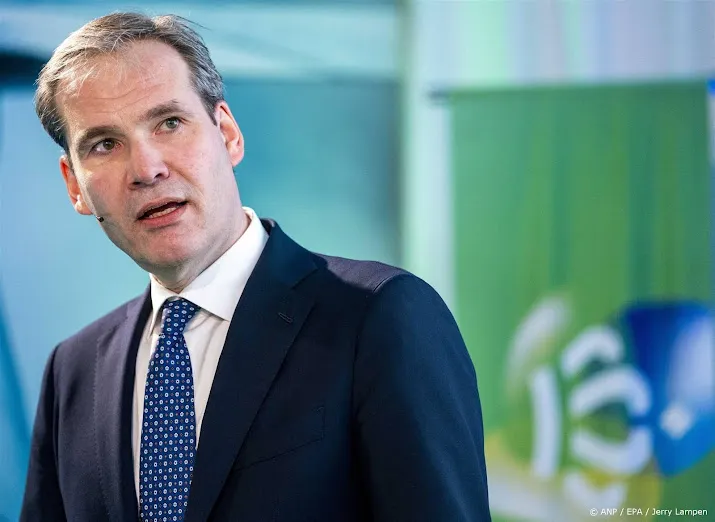 rem op buitenlandse studenten baart kpn zorgen