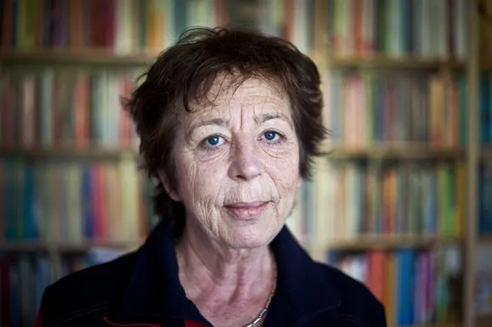 renate dorrestein in besloten kring begraven