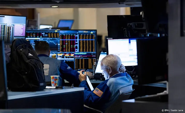 rentevrees duwt wall street verder omlaag na koersval