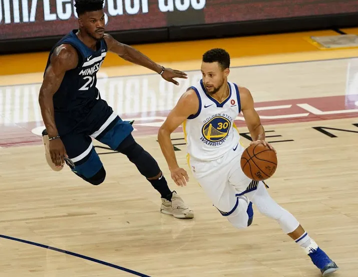 rentree basketballer curry nabij
