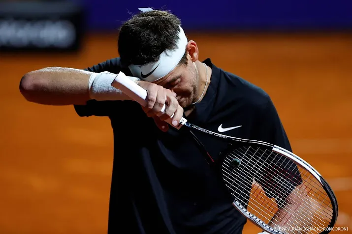 rentree tennisser del potro eindigt in nederlaag en tranen