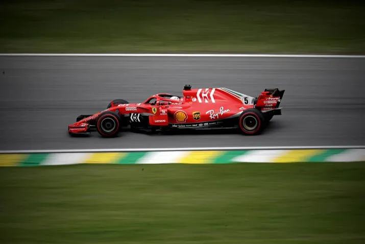 reprimande en boete voor ongeduldige vettel