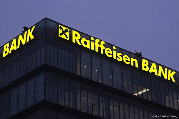 reuters raiffeisen bank overweegt rusland te verlaten