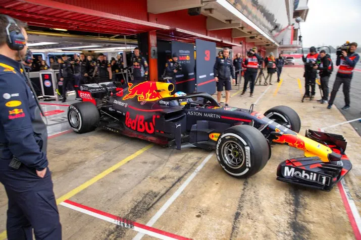 ricciardo snelste op eerste testdag barcelona