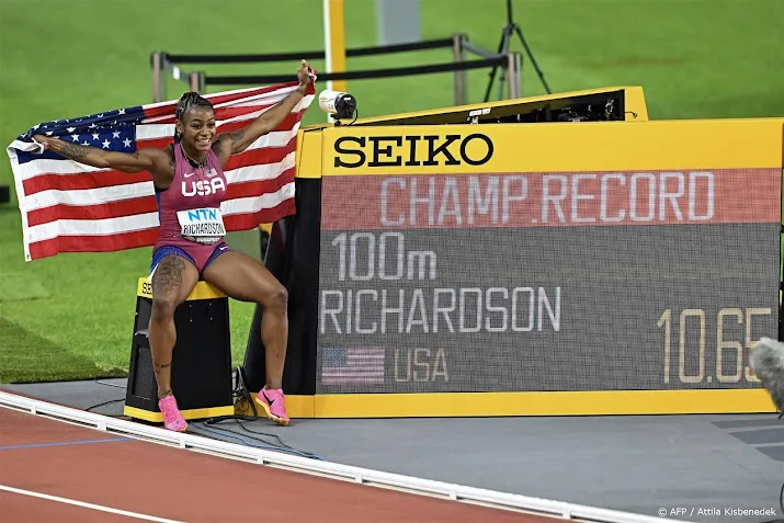 richardson houdt fraser pryce af van zesde wk goud op 100 meter