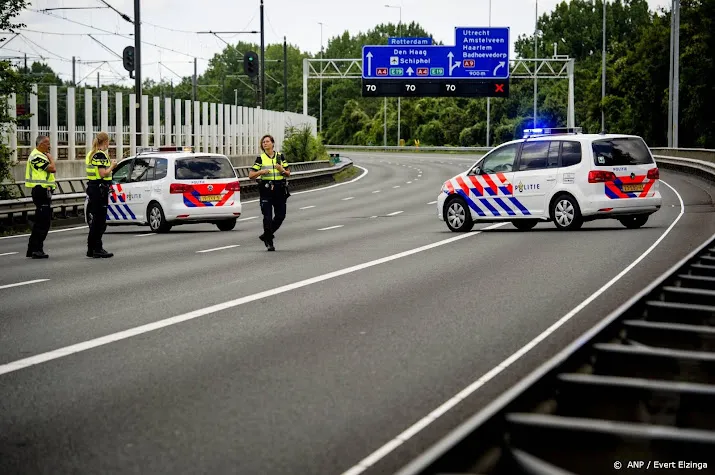 rijkswaterstaat afritten a4 bij schiphol dicht vanwege staking