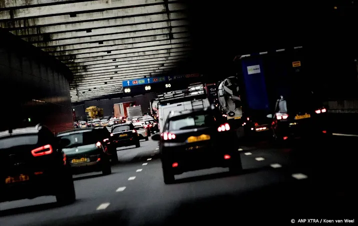 rijkswaterstaat en anwb verwachten drukte tijdens paasweekend