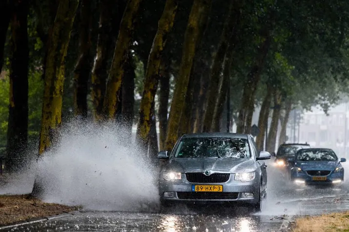 rijkswaterstaat hoopt op veel regen