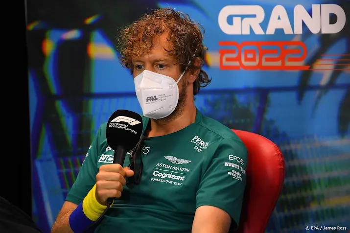 ritje op scooter over circuit kost vettel 5000 euro