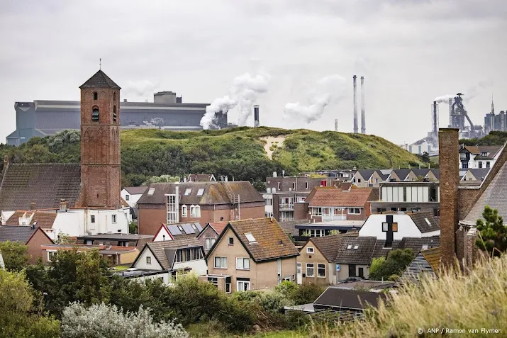 rivm deelt rapport over schadelijke stoffen in regio tata steel