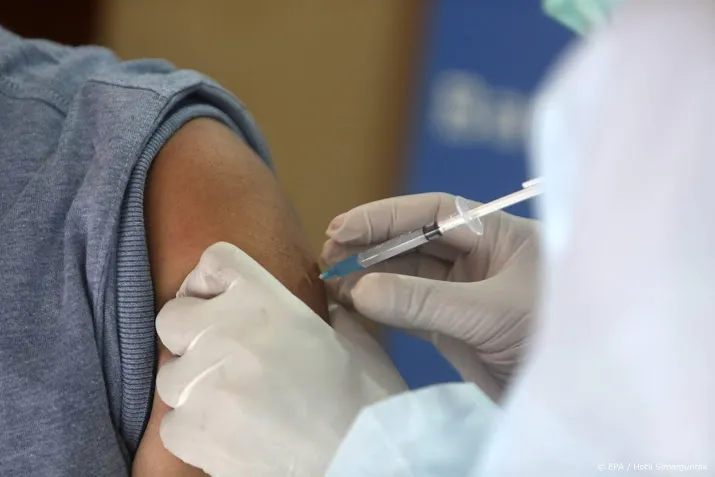rivm directeur het zijn de vaccins die het vaccineren vertragen