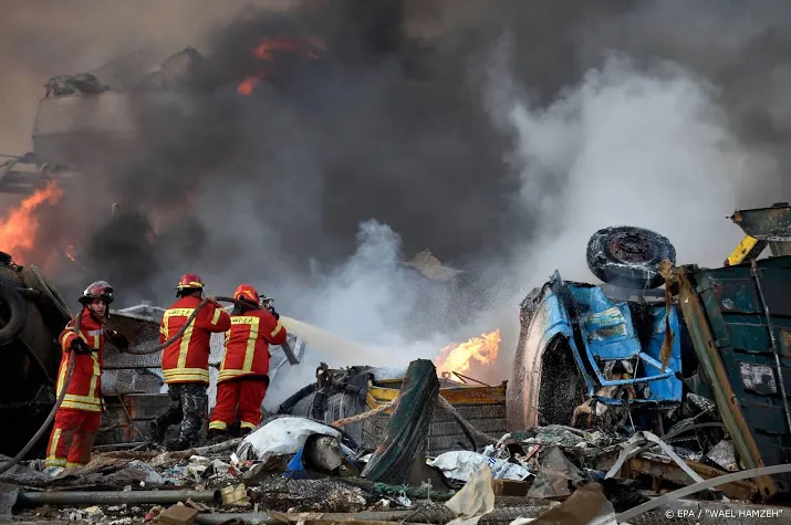 rode kruis opent gironummer voor hulp aan libanon na explosie