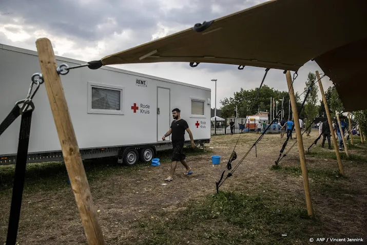 rode kruis sluit servicepunt ter apel weer nu om drukte