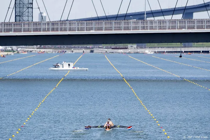 roeisters vier zonder naar finale van spelen